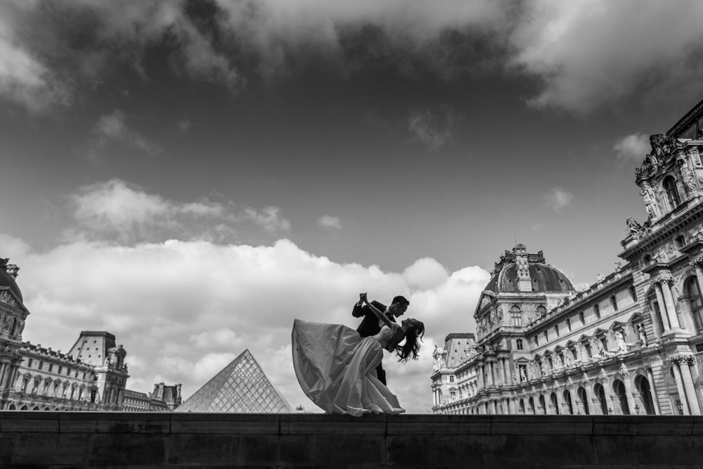 pre-wedding-photography-paris-louvre-museum