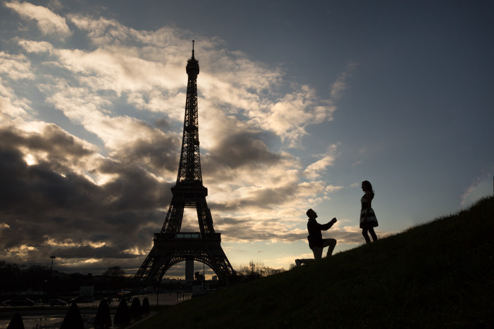 wedding proposal silhouette